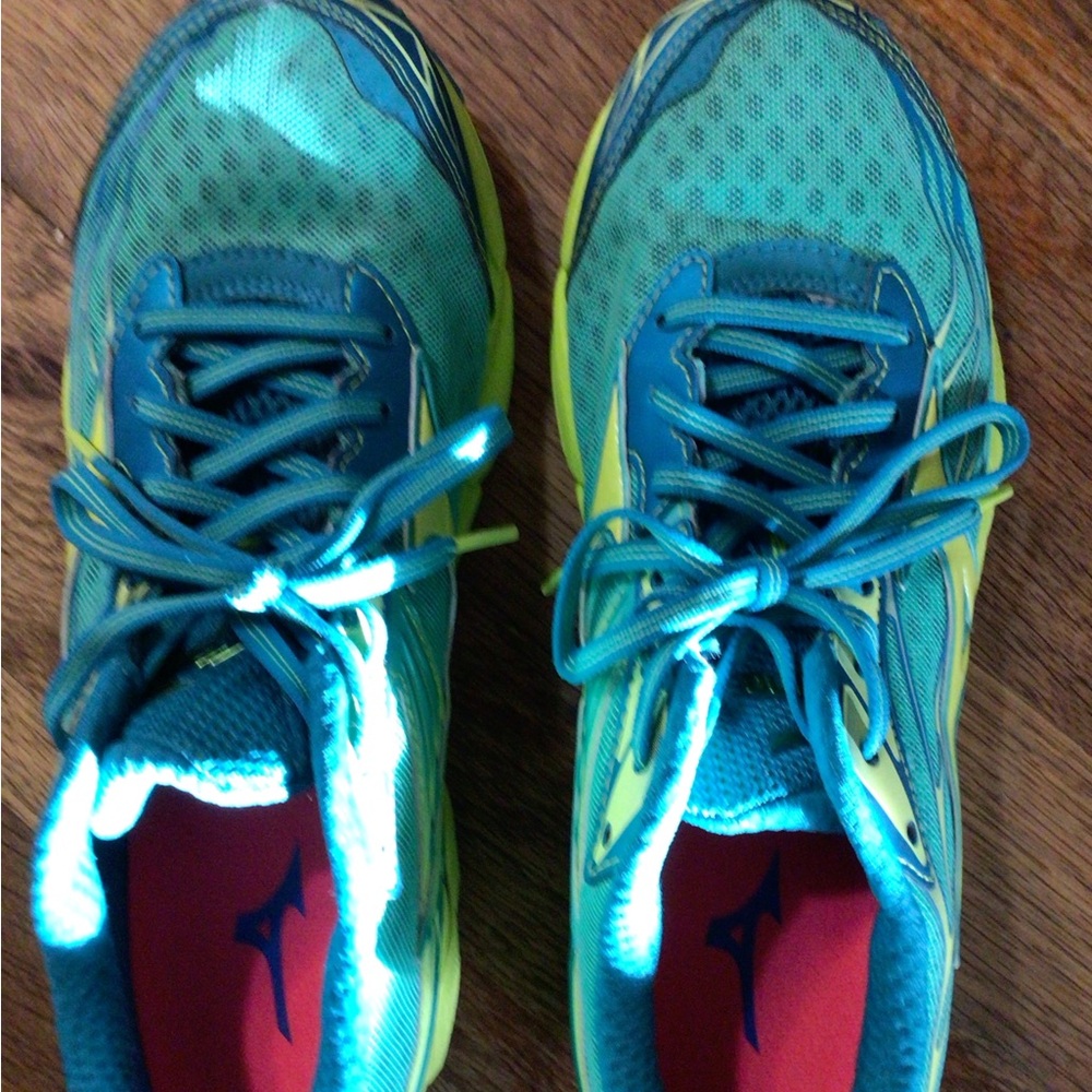 Mizuno Wave Catalyst -Blue and Yellow Running Shoes